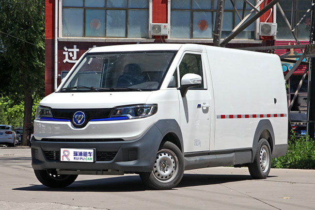 福田智藍(lán)精靈E7 續(xù)航270KM